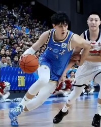 亚博体育app下载-三分31中8！11冠王广东8进4惨败，北京首钢掀翻热门？
