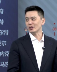 亚博体育登录入口-杨鸣离职后状态极佳，黑眼圈消失，解说完NBA还将参加杯赛开幕式